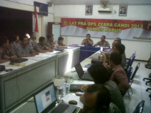 Lat Pra Ops Zebra candi 2013