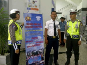 Kudus-20131230-02552