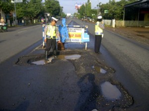 Survey jalan berlubang